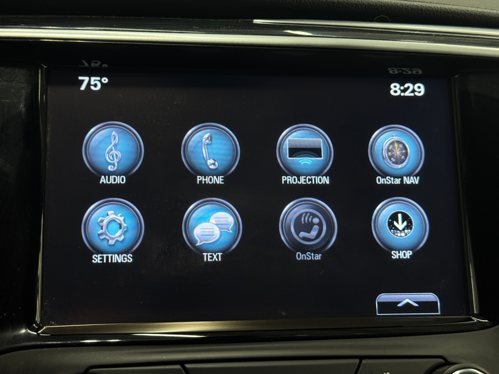 Thumbnail: 2017 Buick Envision - 3
