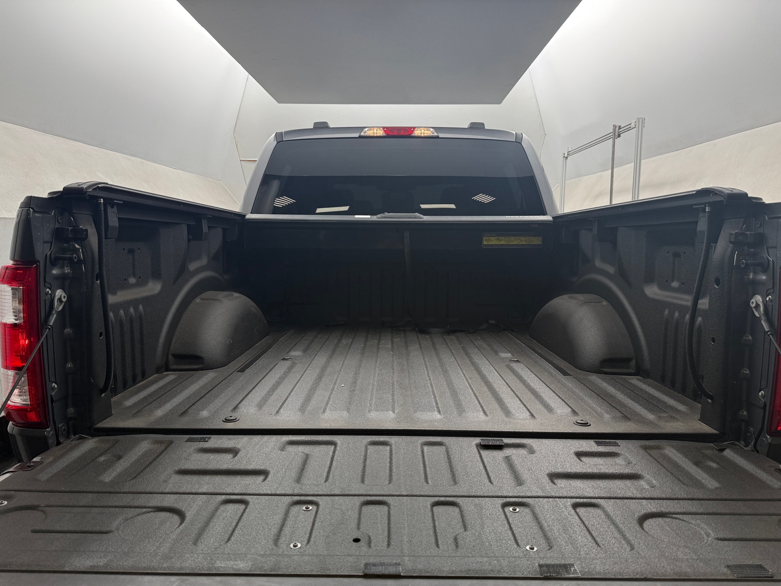 Thumbnail: 2023 Ford Econoline - 7