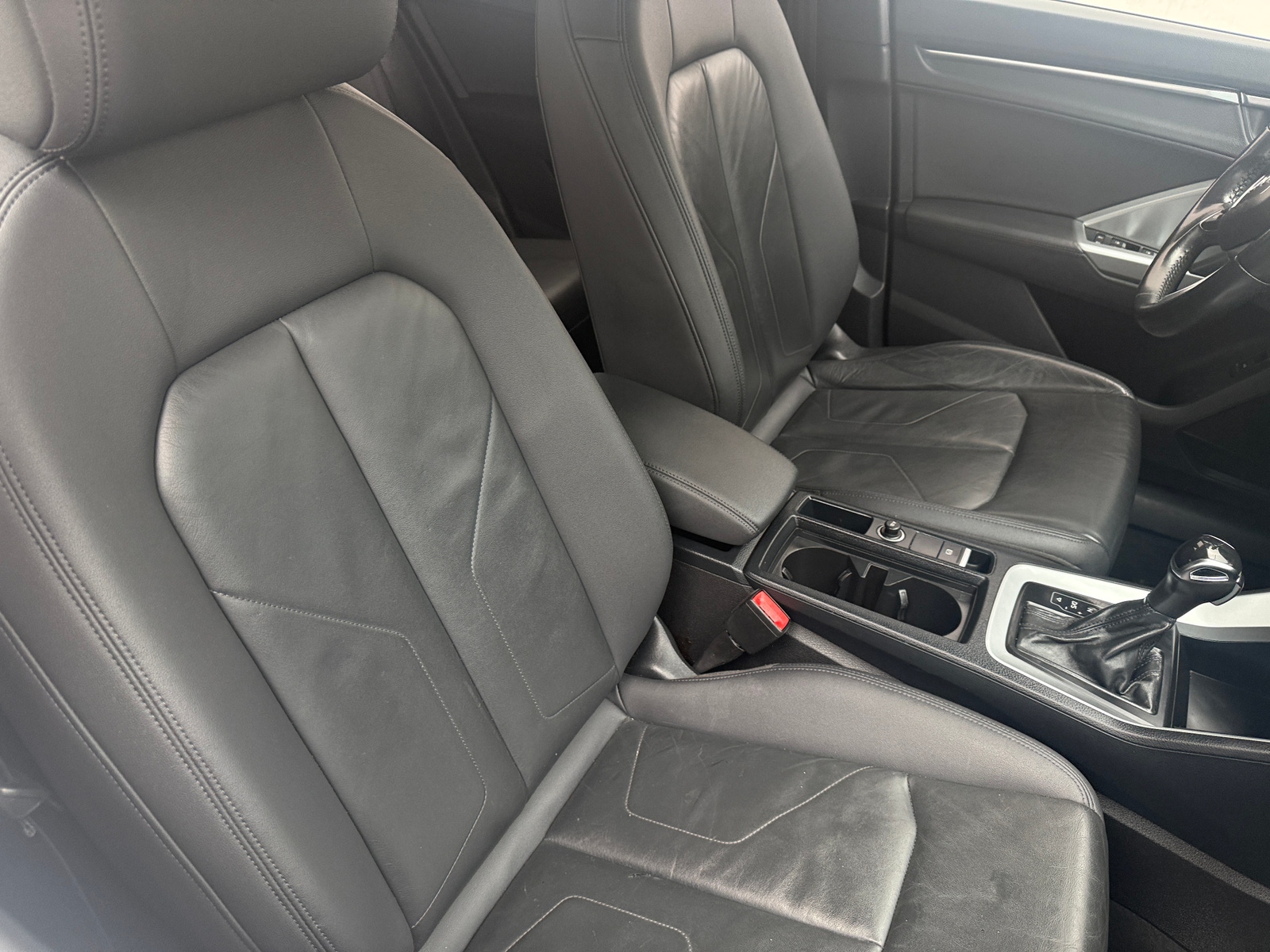 Thumbnail: 2020 Audi Q3 - 6