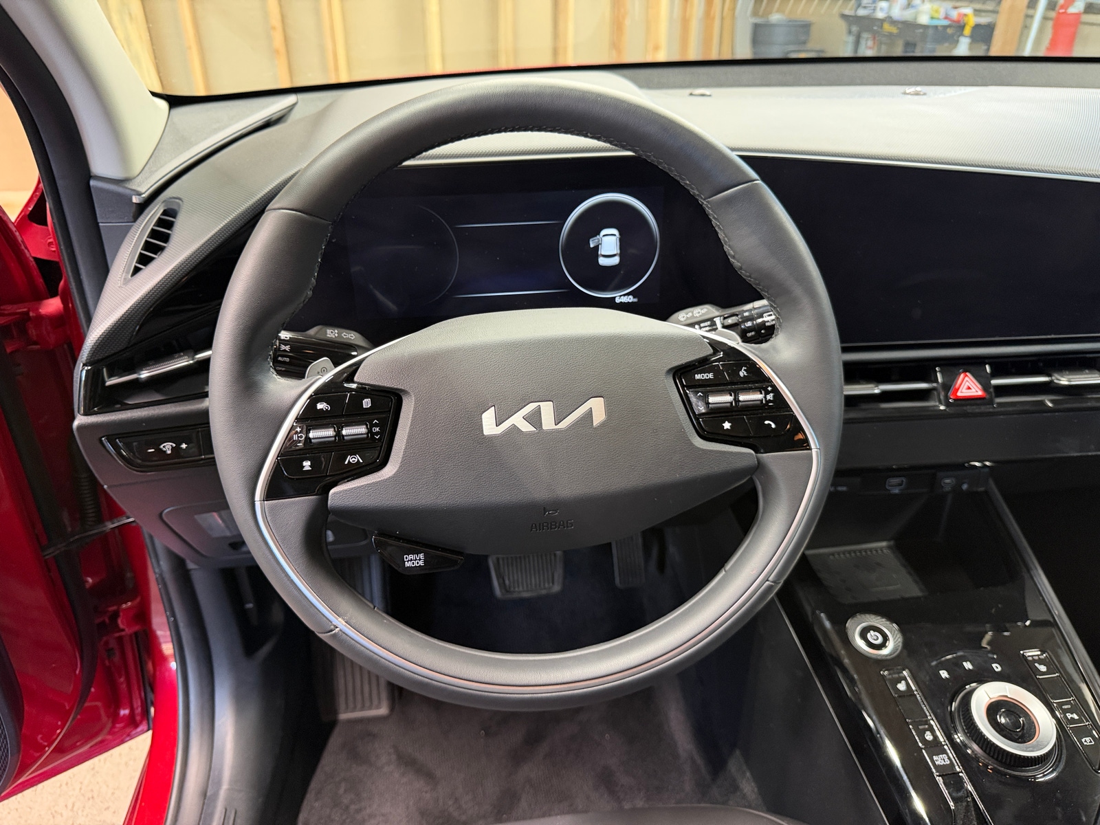 Thumbnail: 2024 Kia Niro - 4
