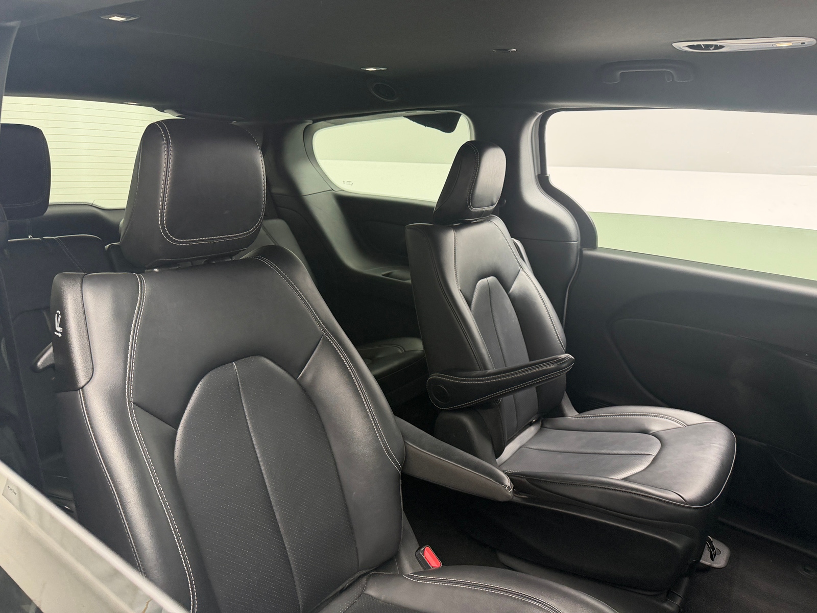 Thumbnail: 2024 Chrysler Pacifica - 5