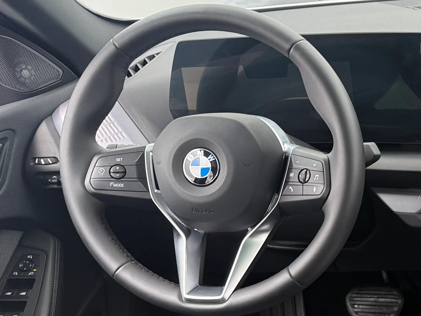 Thumbnail: 2026 BMW 2 Series - 4