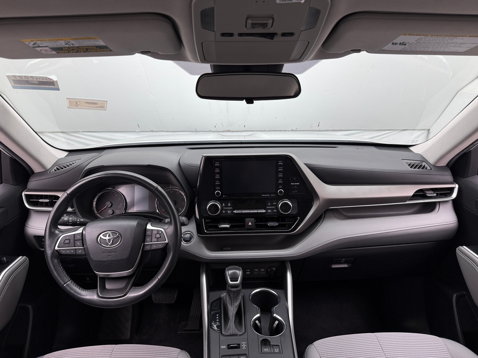 Thumbnail: 2022 Toyota Highlander - 3