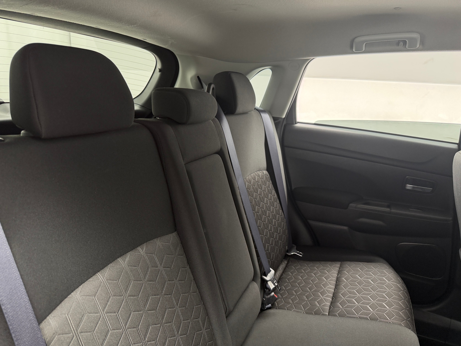 Thumbnail: 2026 Mitsubishi Outlander Sport - 6