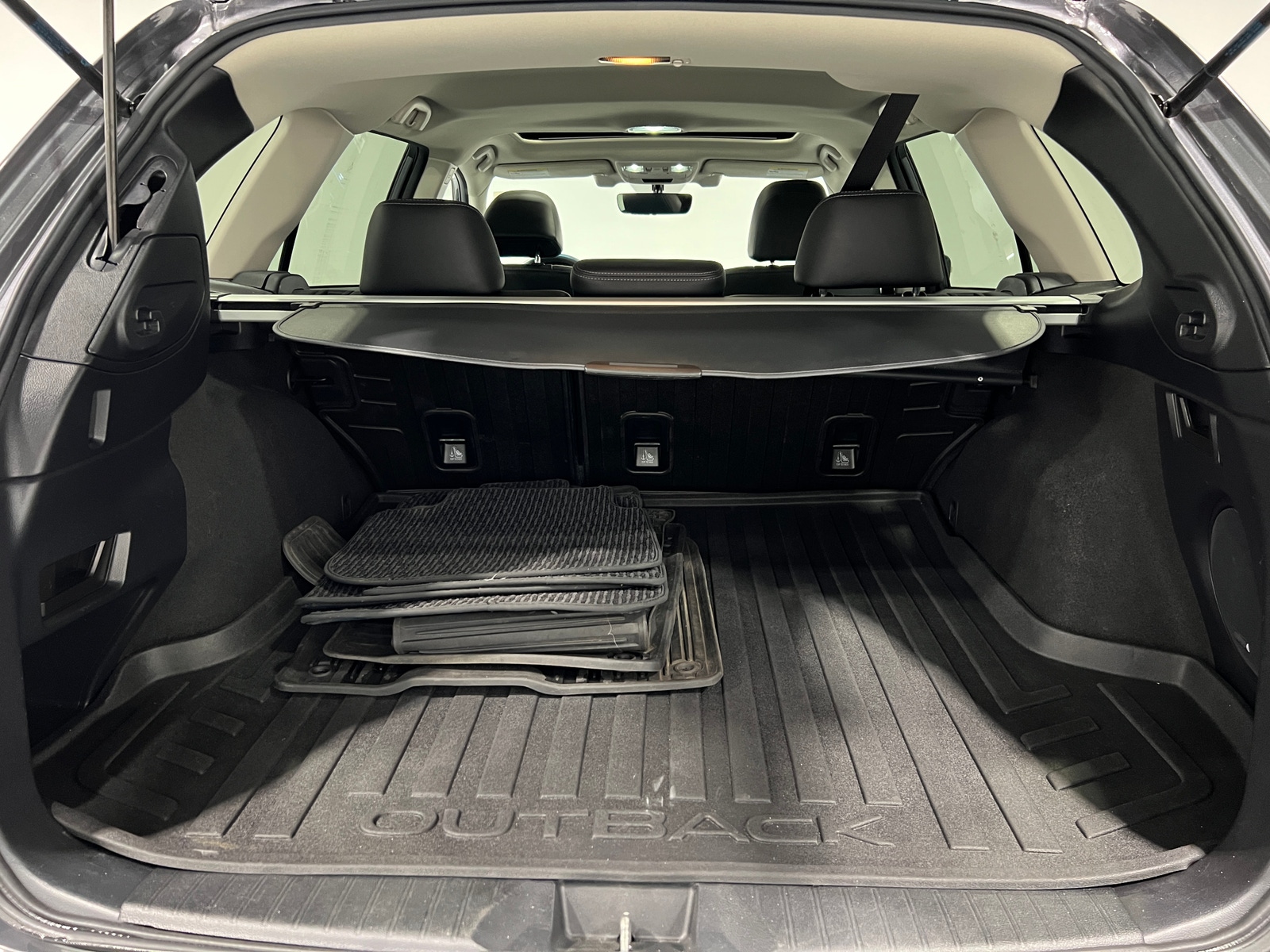 Thumbnail: 2019 Subaru Outback - 6