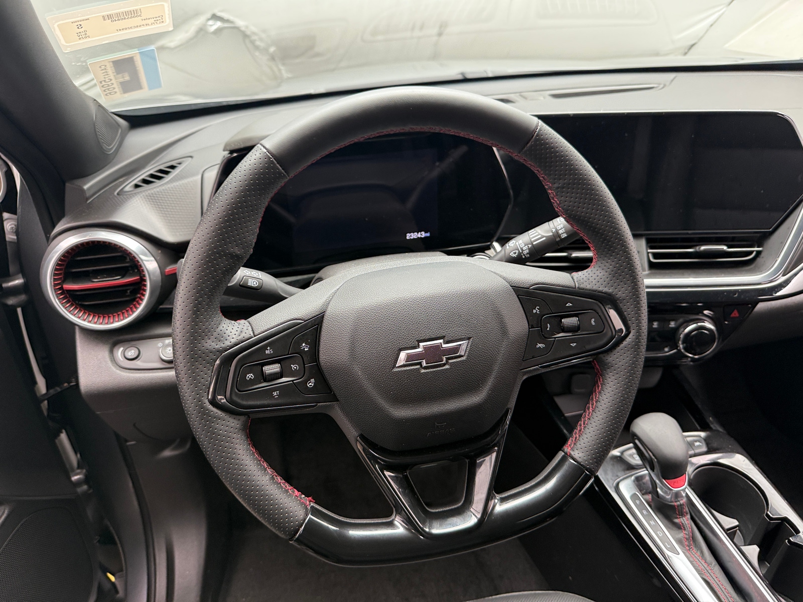 Thumbnail: 2025 Chevrolet Trax - 4