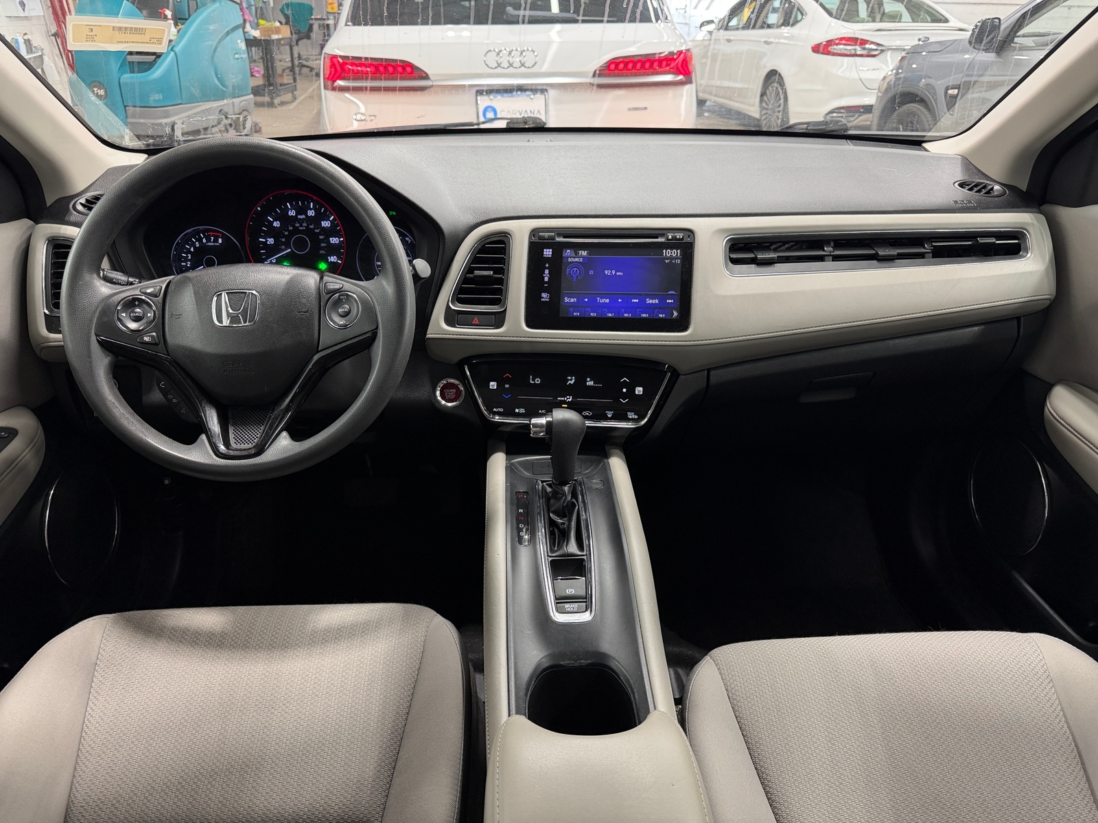 Thumbnail: 2016 Honda HR-V - 3