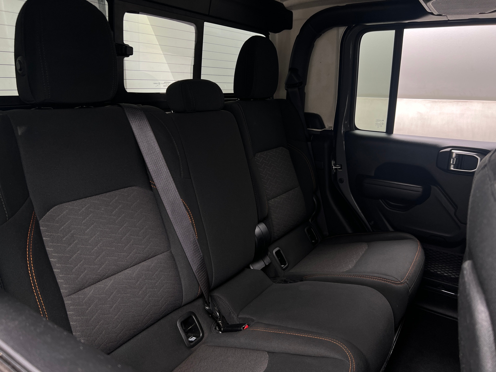 Thumbnail: 2021 Jeep Gladiator - 6