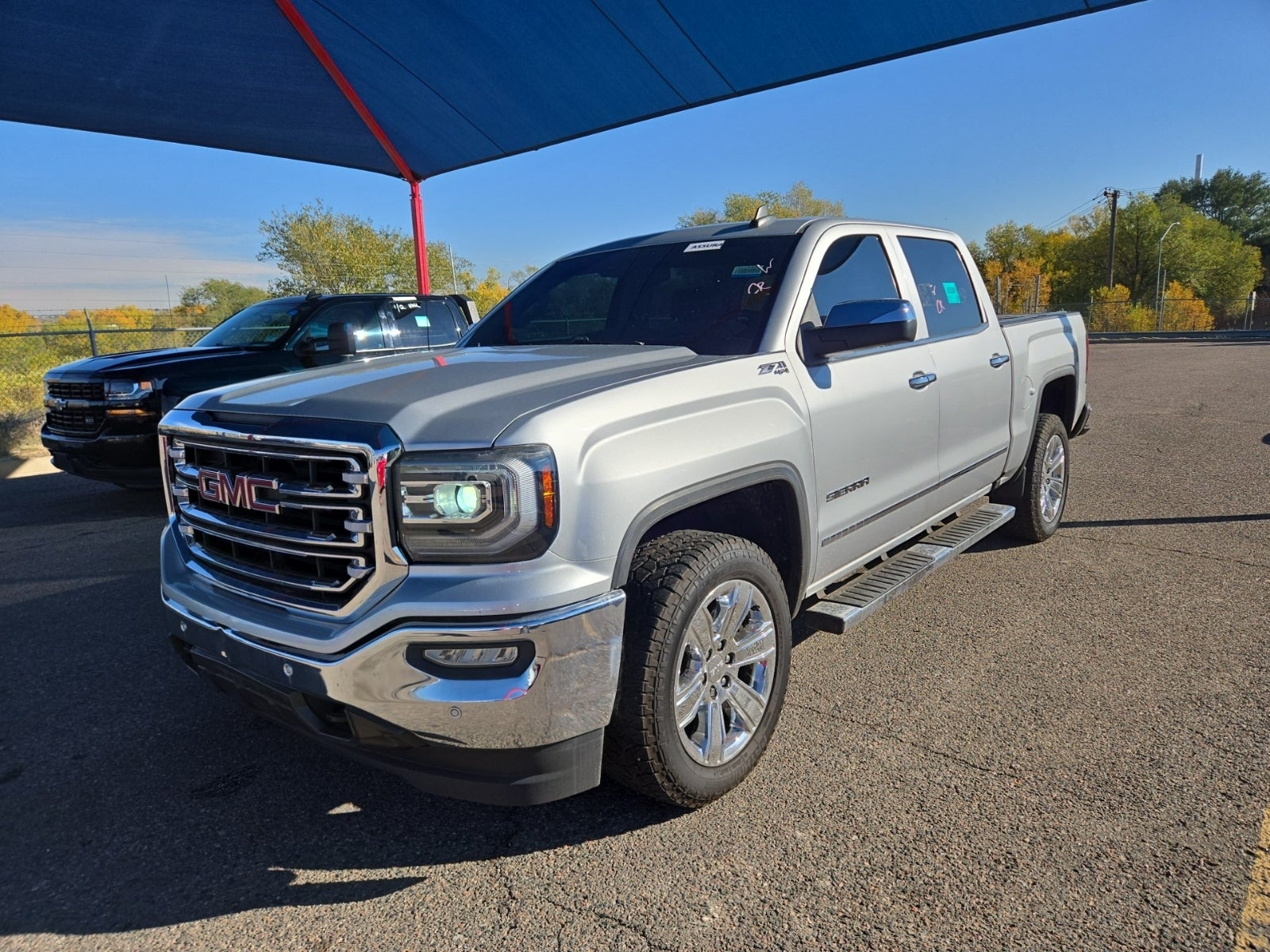 2018 GMC Sierra 1500 4WD Crew Cab 143.5" SLT
