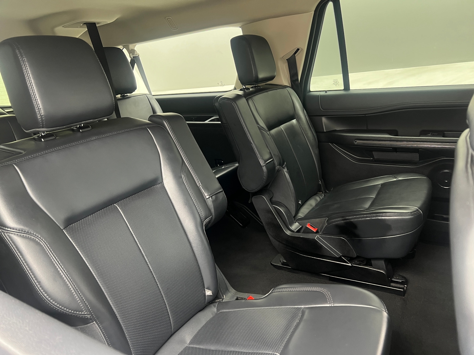 Thumbnail: 2023 Ford Expedition MAX - 5