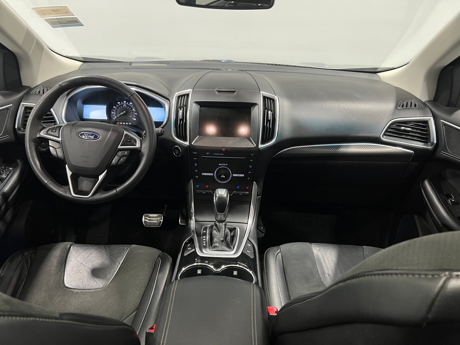 Thumbnail: 2016 Ford Edge - 2