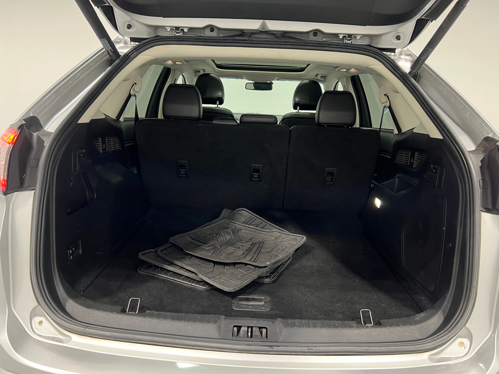 Thumbnail: 2016 Ford Edge - 6