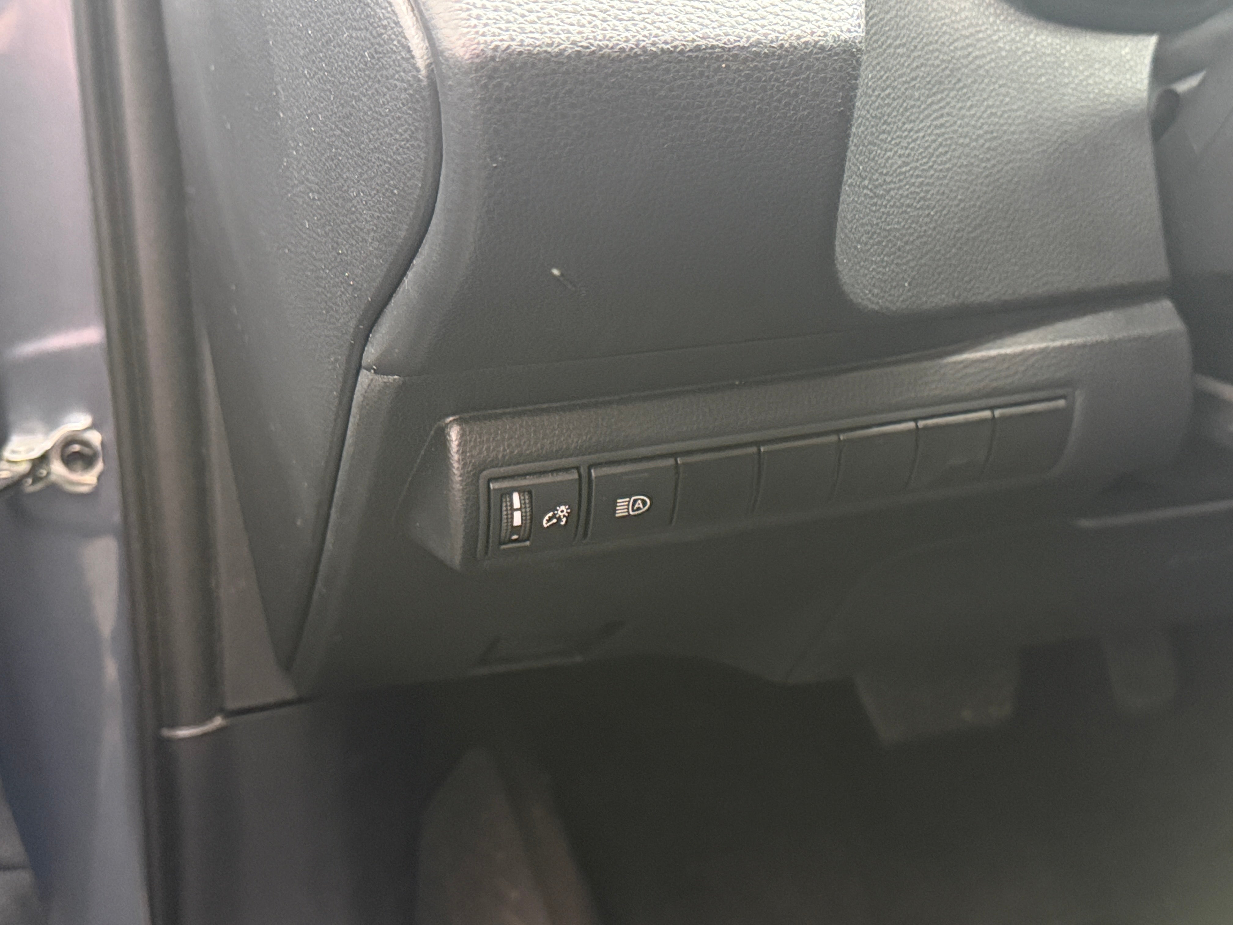 Used 2025 Toyota Corolla LE with VIN 5YFB4MDE1SP239480 for sale in Eagan, Minnesota