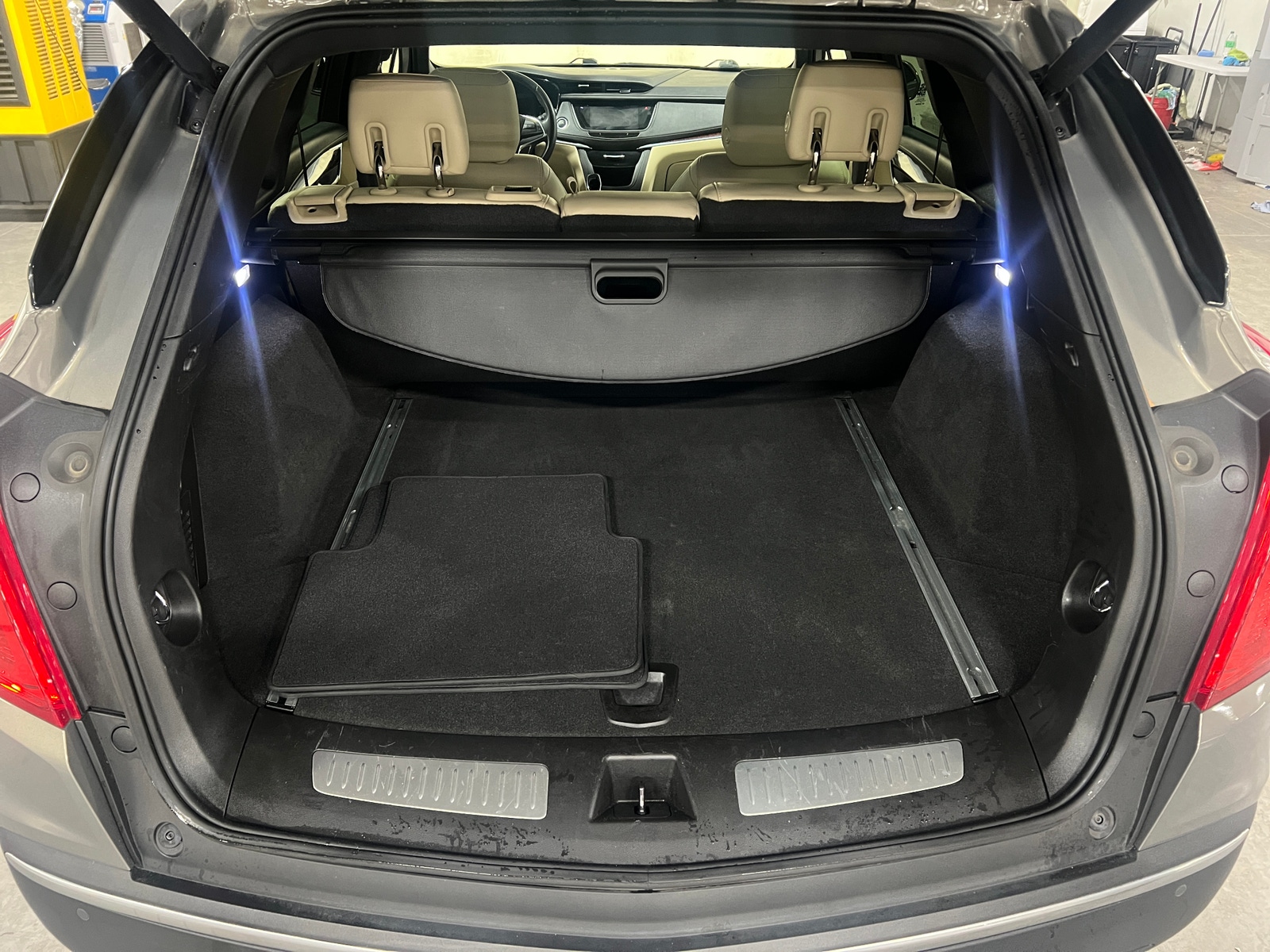 Thumbnail: 2018 Cadillac XT5 - 6