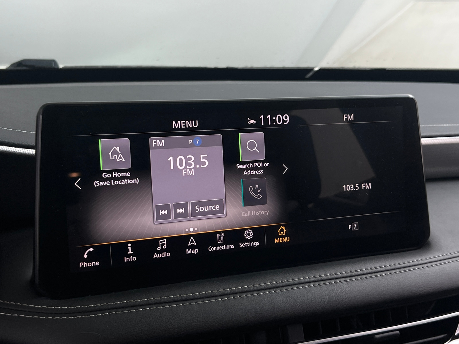Thumbnail: 2023 INFINITI QX60 - 3