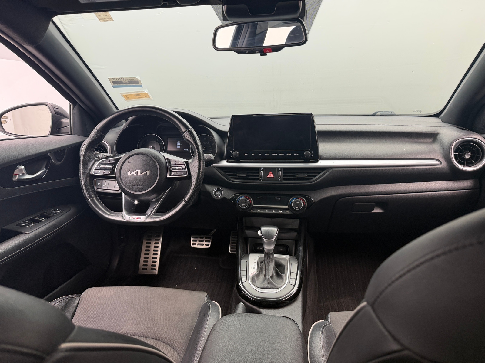 Thumbnail: 2023 Kia Forte - 2