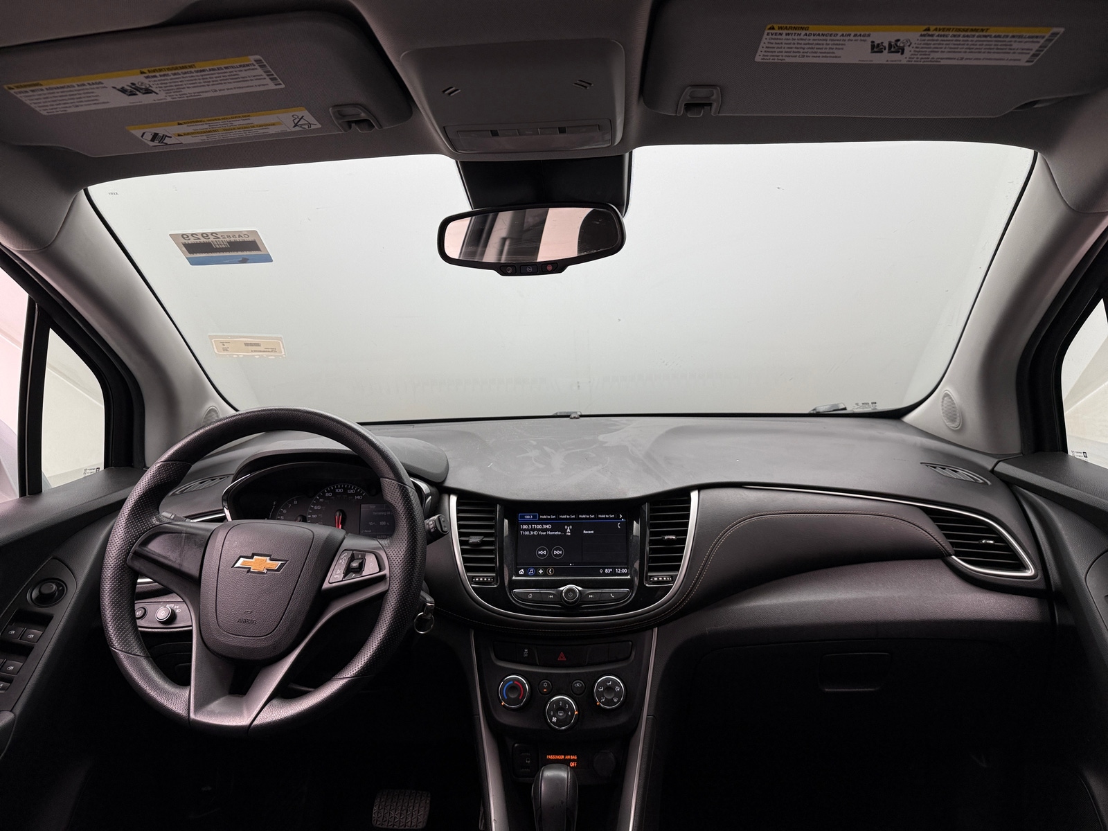 Thumbnail: 2018 Chevrolet Trax - 3