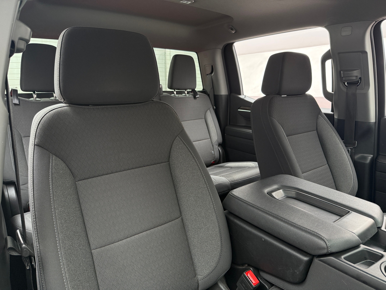Thumbnail: 2025 Chevrolet Silverado 1500 - 2