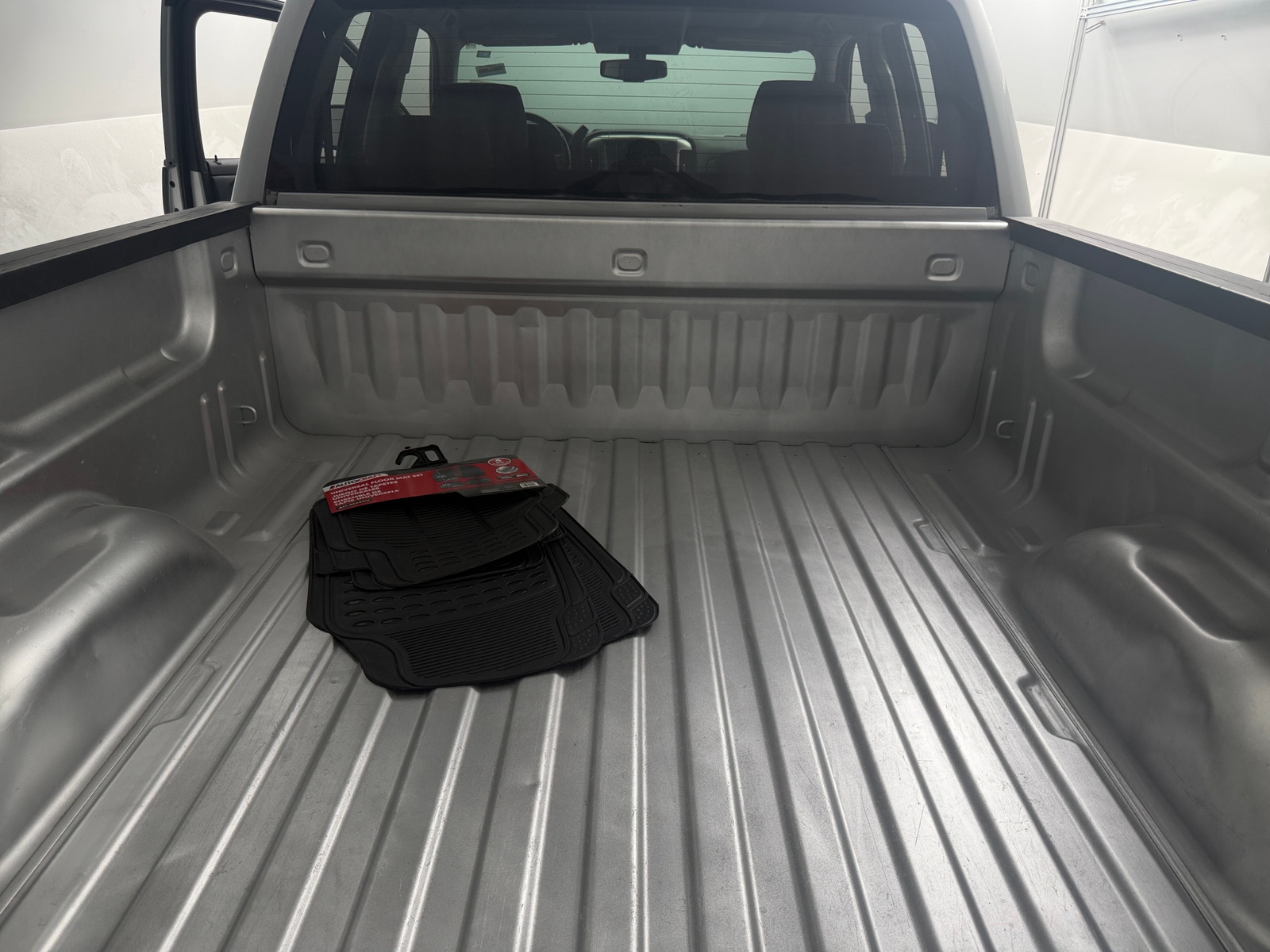 Thumbnail: 2018 Chevrolet Silverado 1500 - 7