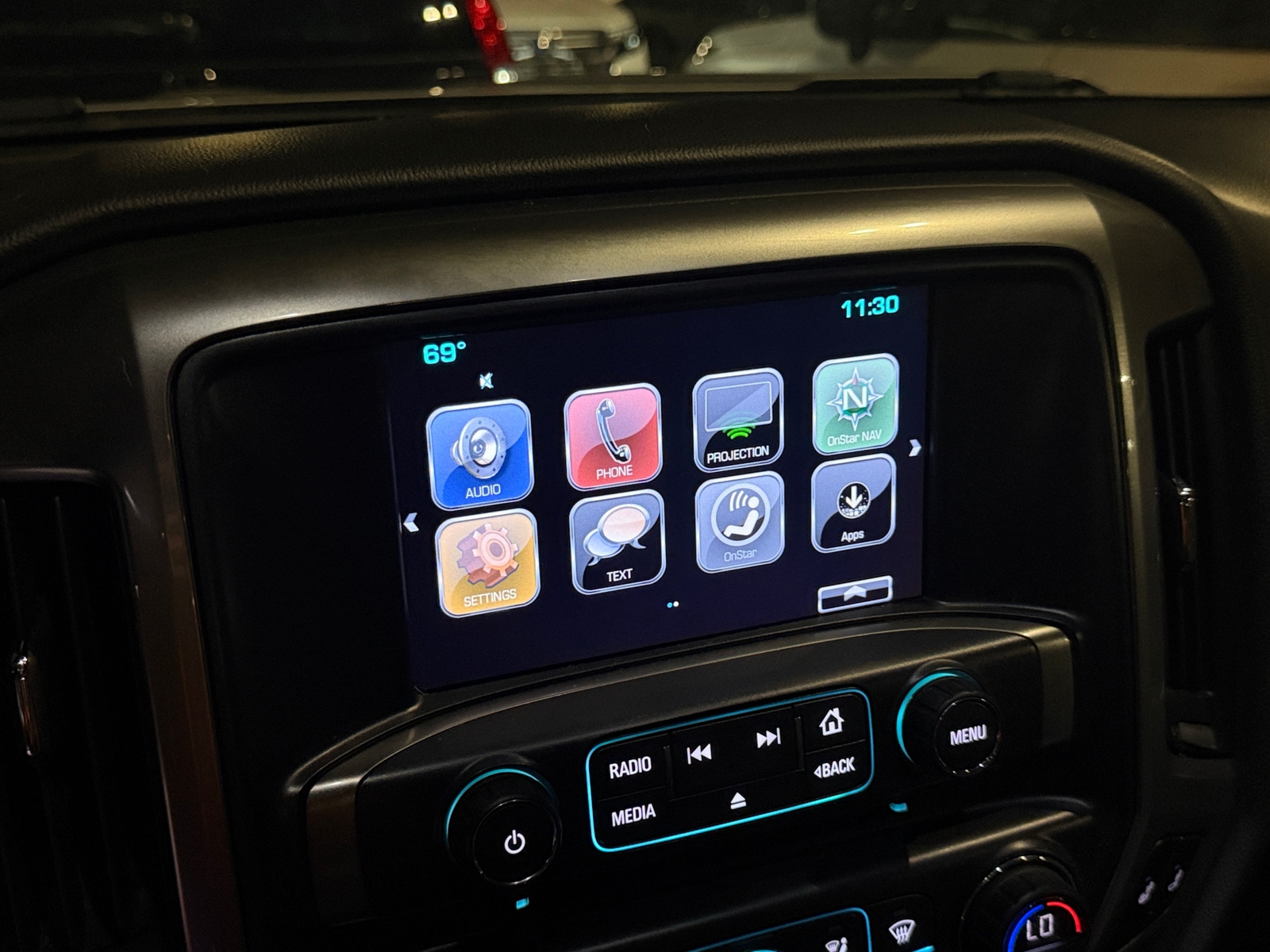 Thumbnail: 2018 Chevrolet Silverado 1500 - 4