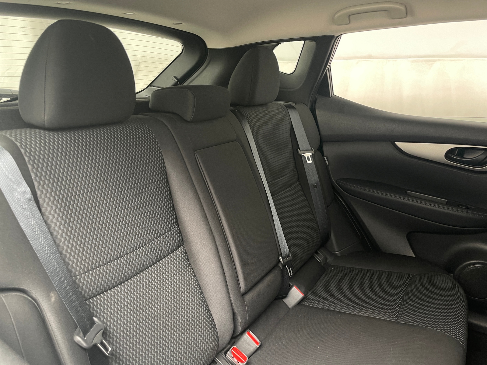 Thumbnail: 2020 Nissan Rogue Sport - 6