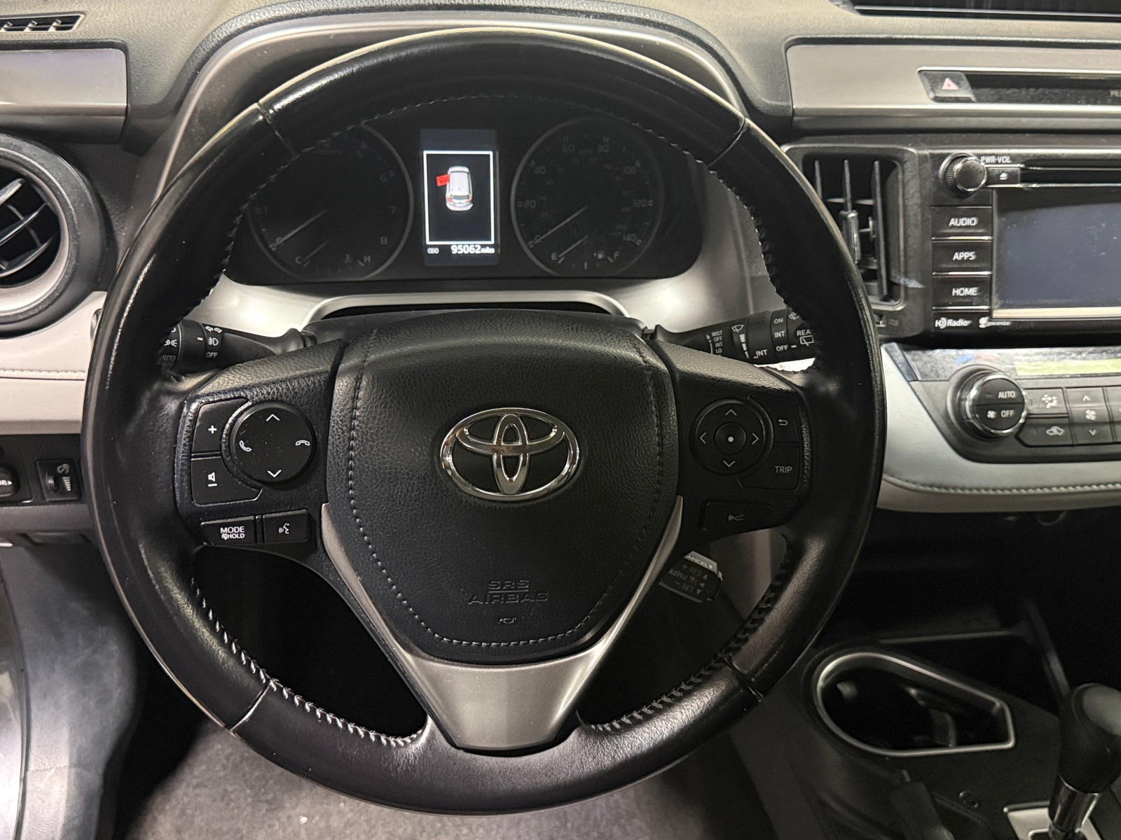 Thumbnail: 2017 Toyota RAV4 - 5