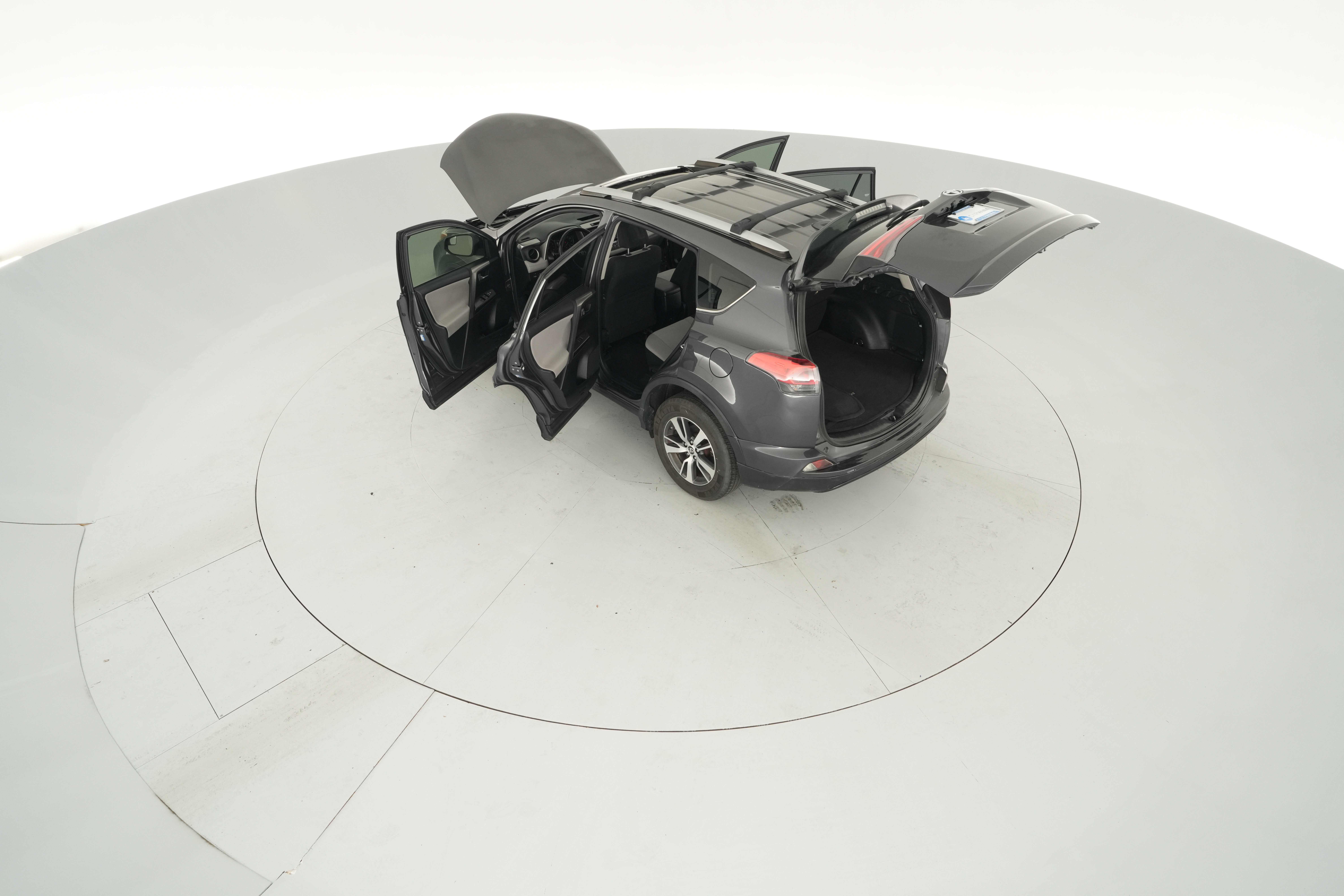 2017 Toyota RAV4 XLE - Photo 45