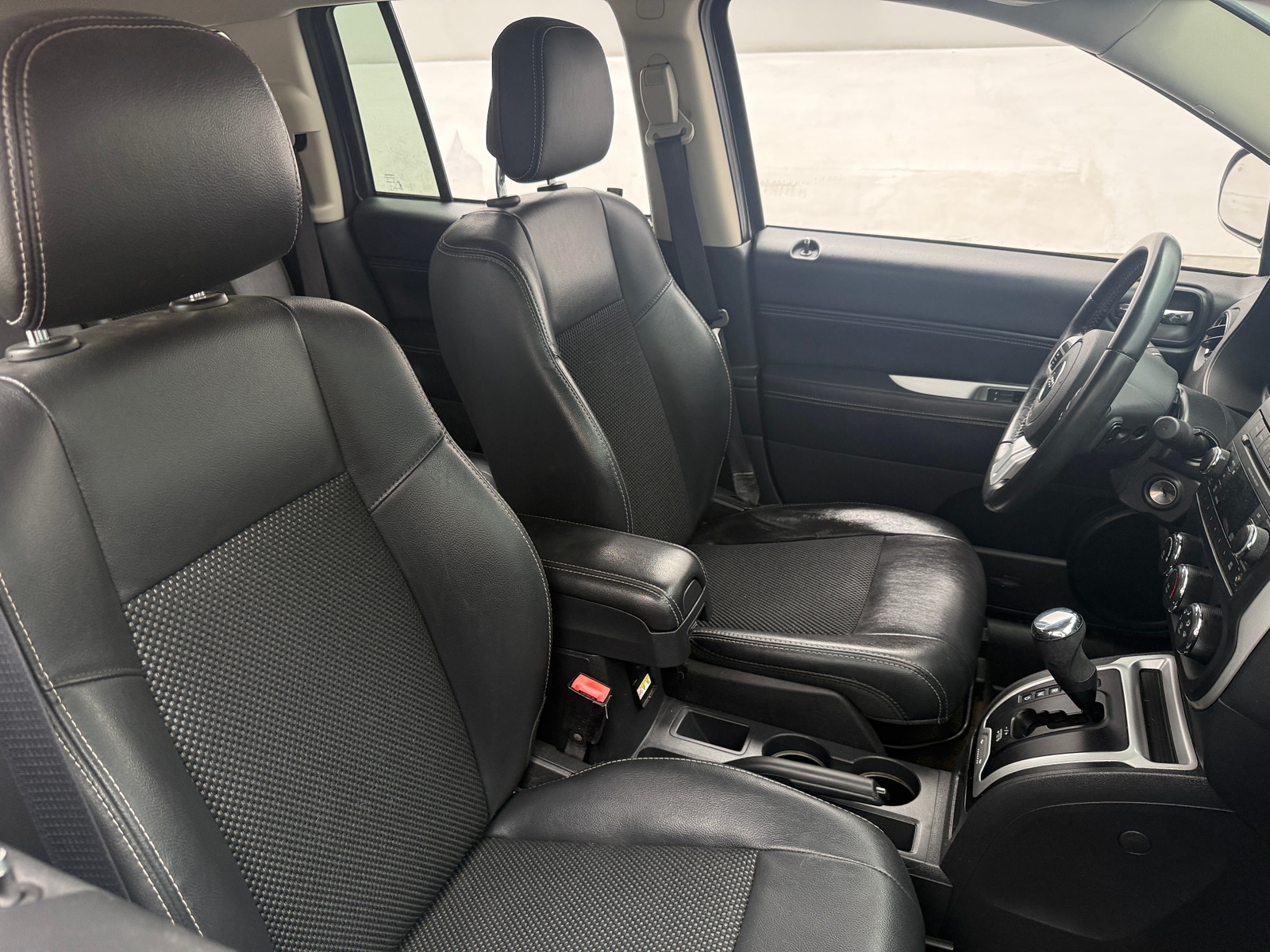 Thumbnail: 2016 Jeep Compass - 2