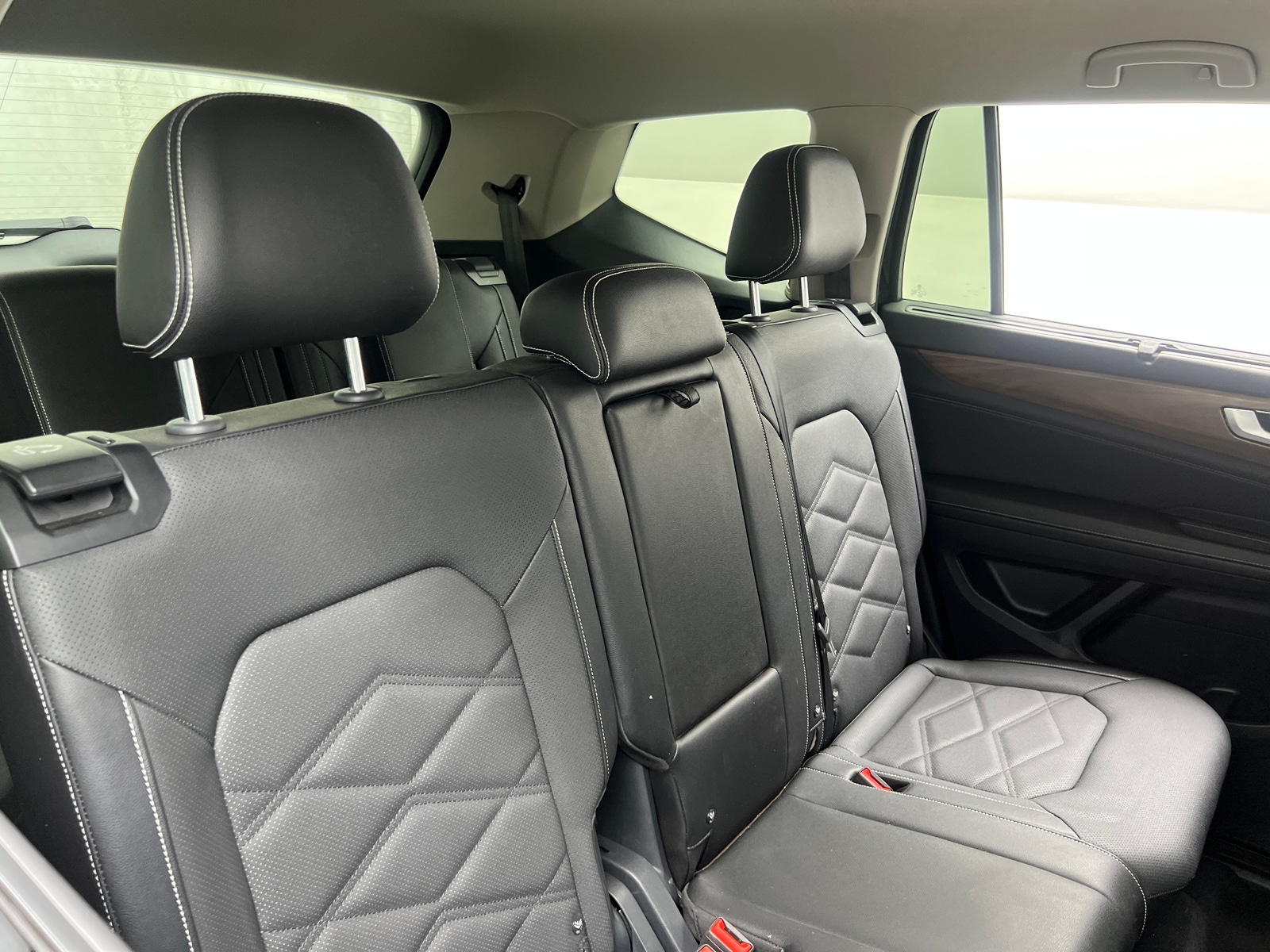 Thumbnail: 2026 Volkswagen Atlas - 5