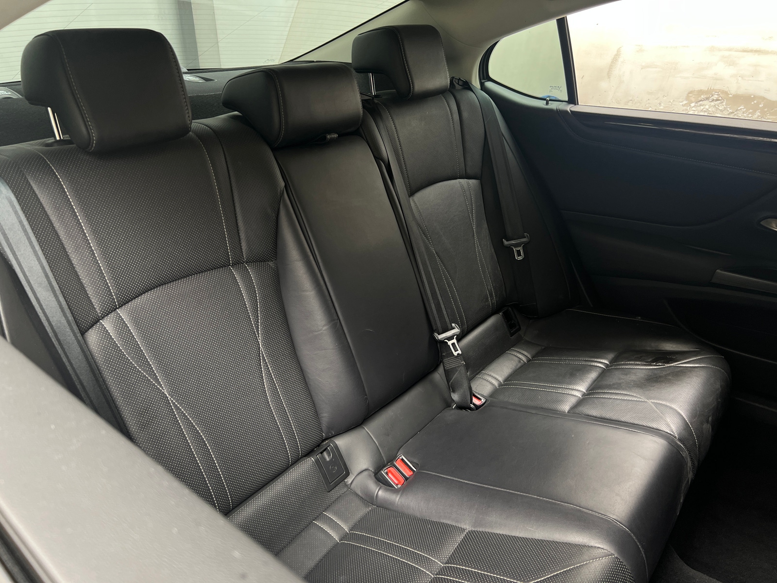 Thumbnail: 2019 Lexus ES - 6