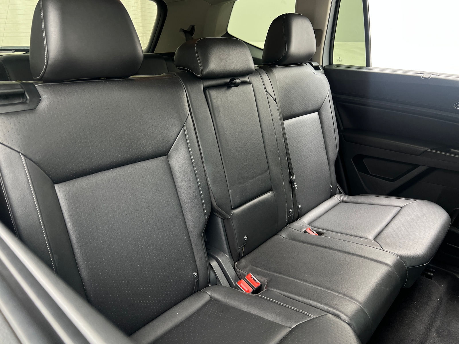 Thumbnail: 2018 Volkswagen Atlas - 6