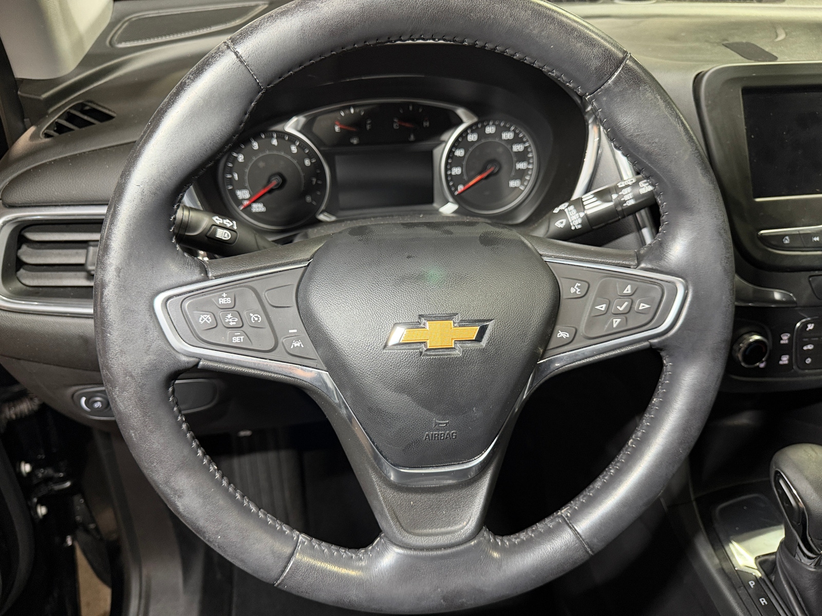 Thumbnail: 2022 Chevrolet Equinox - 5