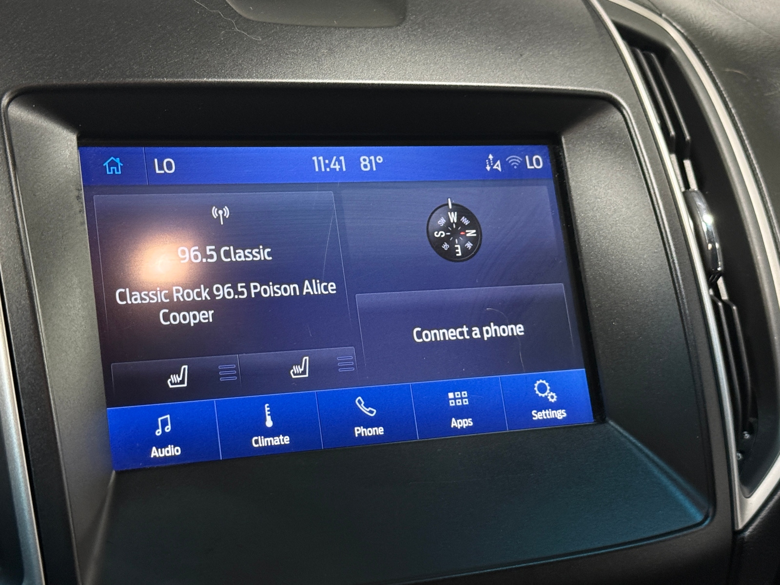 Thumbnail: 2020 Ford Edge - 3