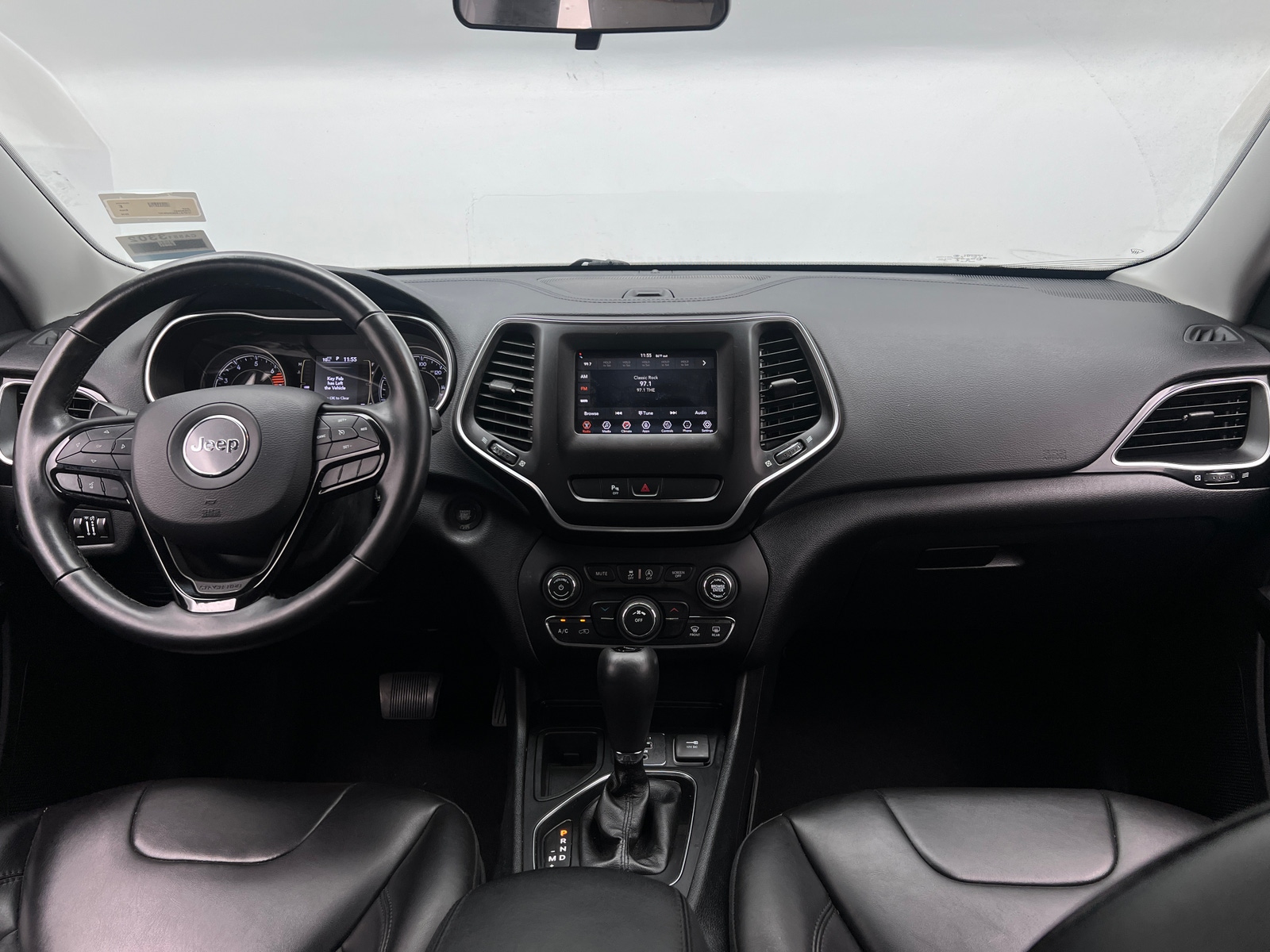 Thumbnail: 2019 Jeep Cherokee - 3