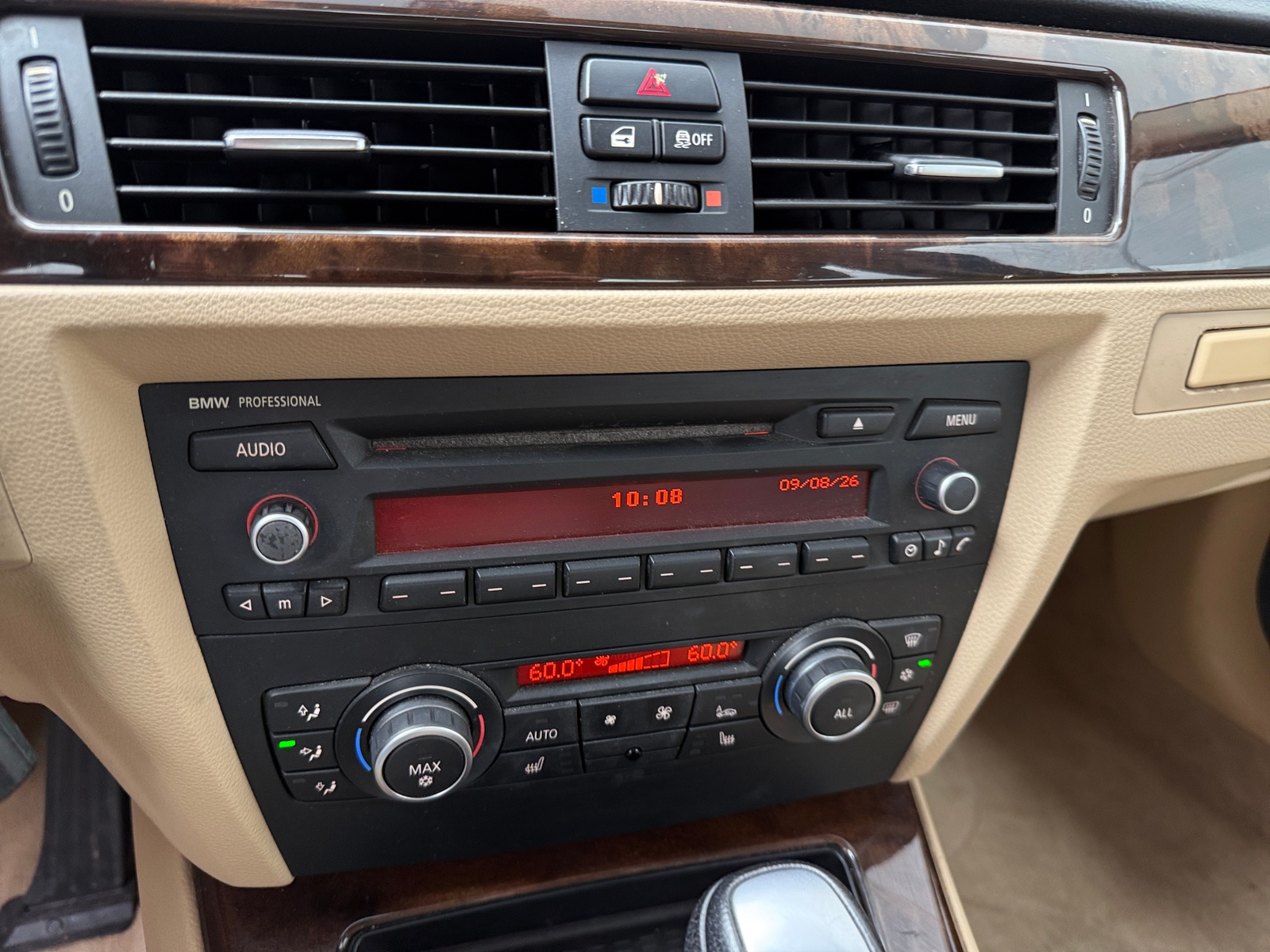 Thumbnail: 2011 BMW 3 Series - 4