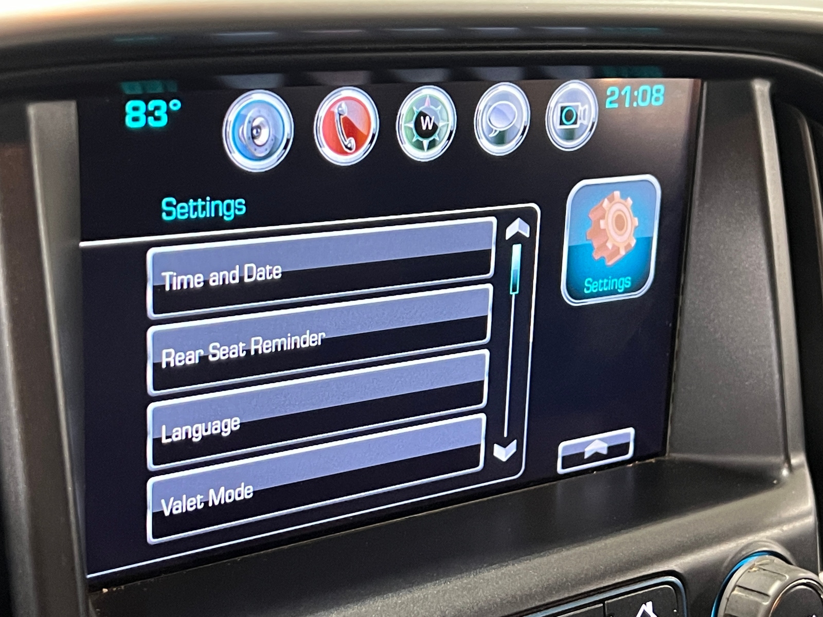 Thumbnail: 2018 Chevrolet Colorado - 4