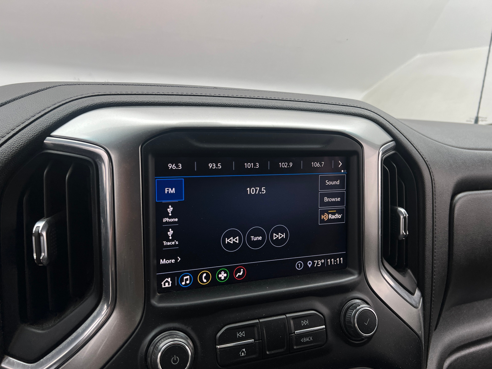 Thumbnail: 2020 Chevrolet Silverado 1500 - 4