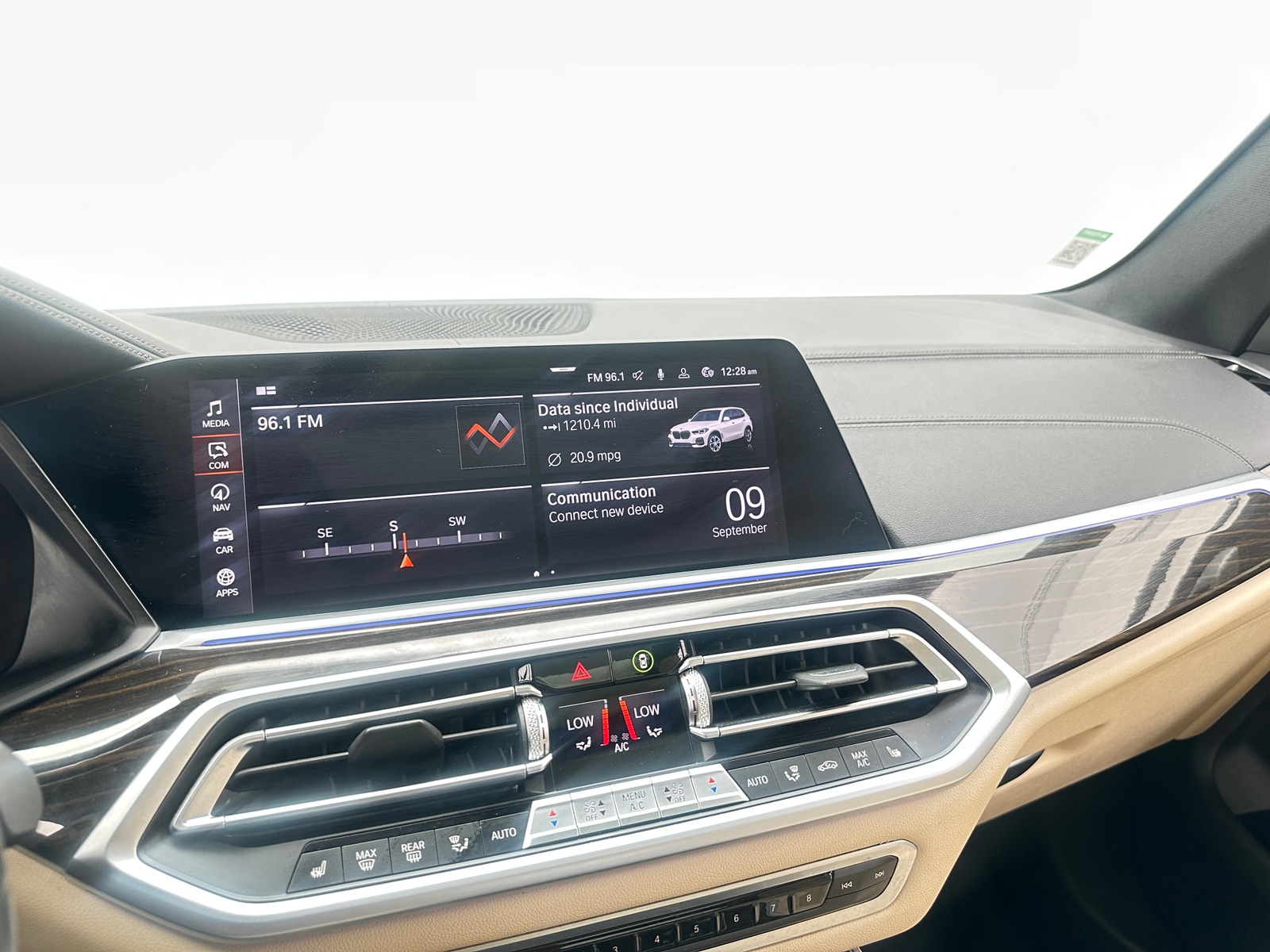 Thumbnail: 2020 BMW X5 - 3
