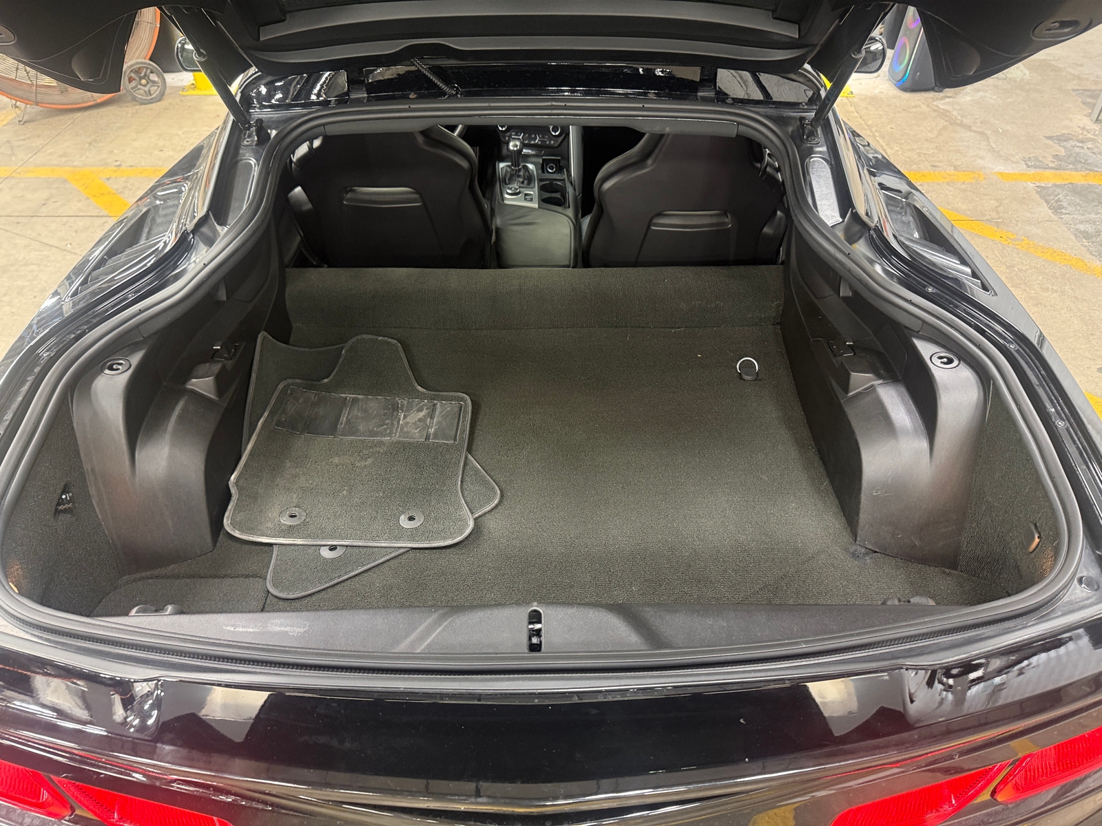 Thumbnail: 2014 Chevrolet Corvette - 4