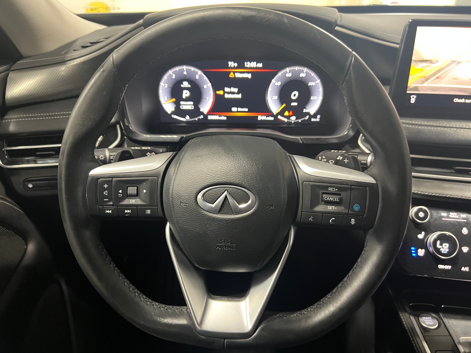 Thumbnail: 2023 INFINITI QX60 - 4