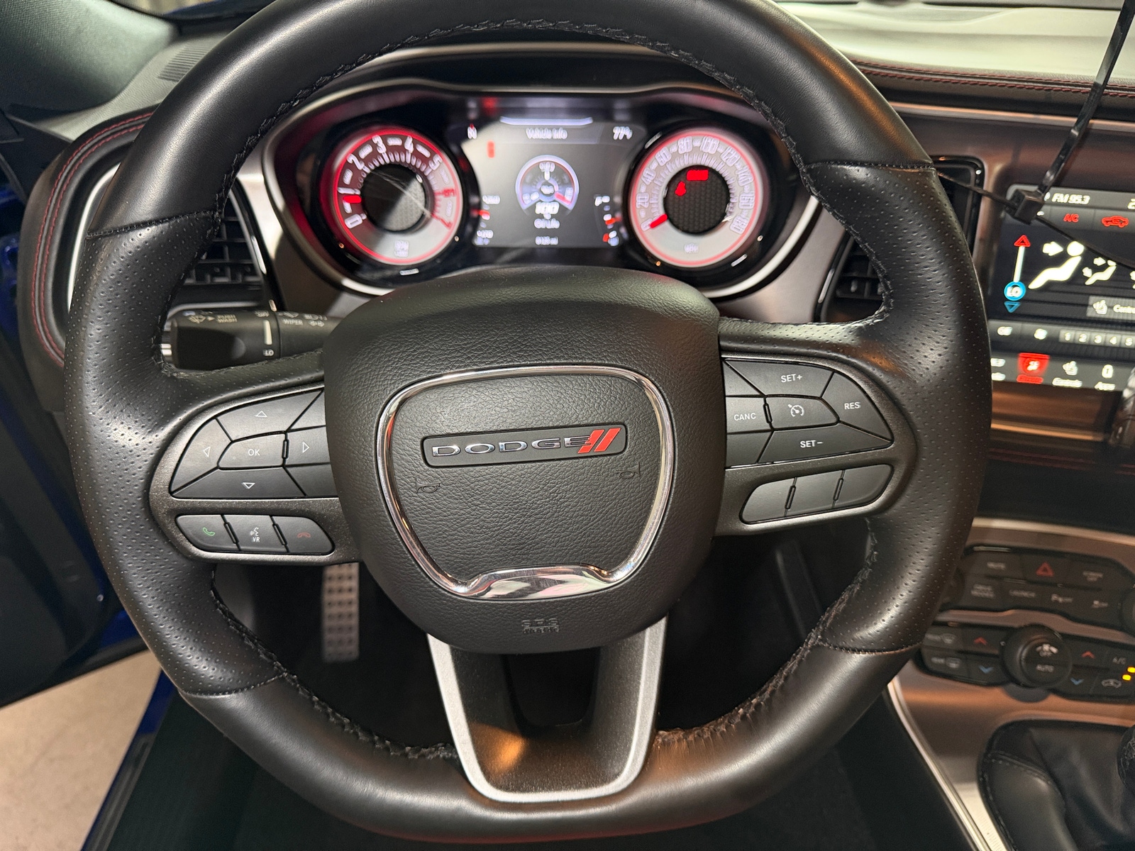 Thumbnail: 2022 Dodge Challenger - 3