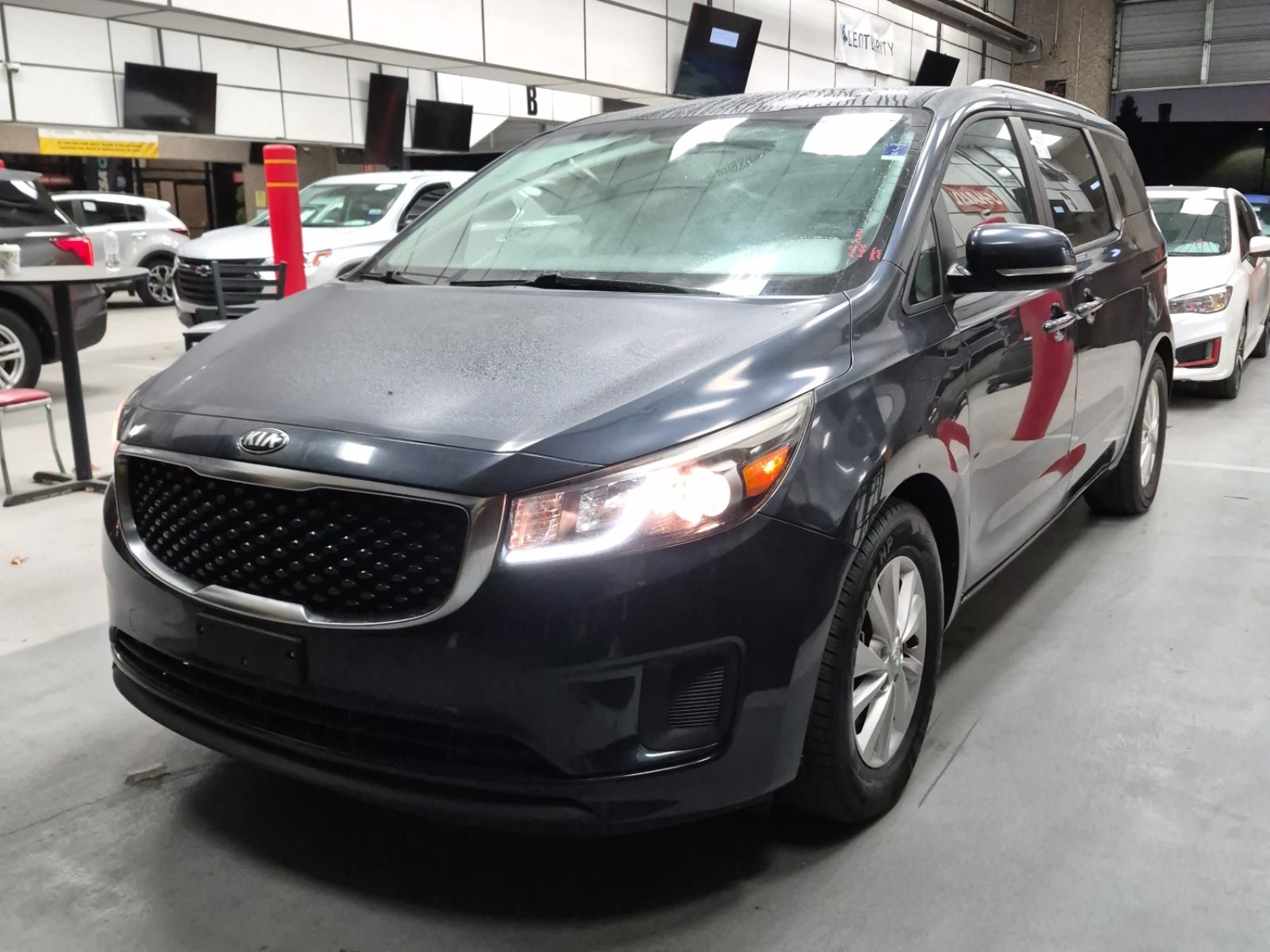 2016 Kia Sedona LX