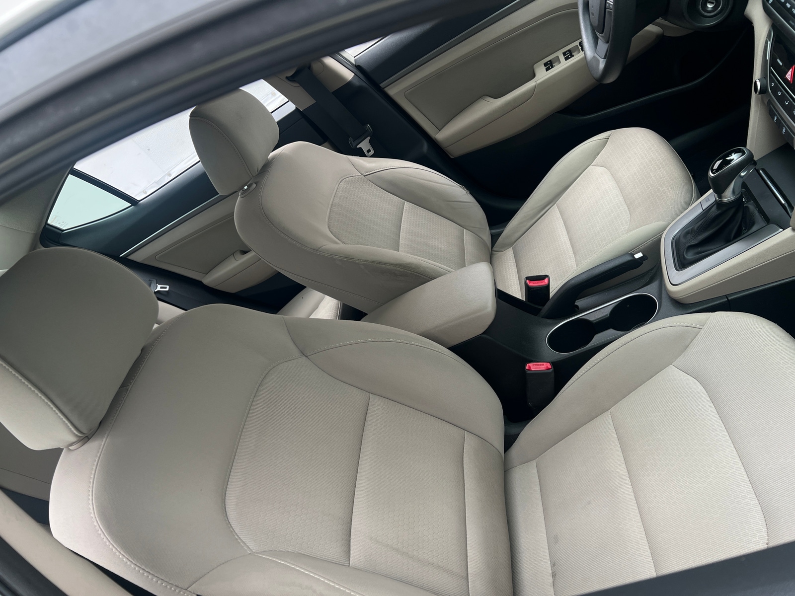 Thumbnail: 2017 Hyundai Elantra - 2