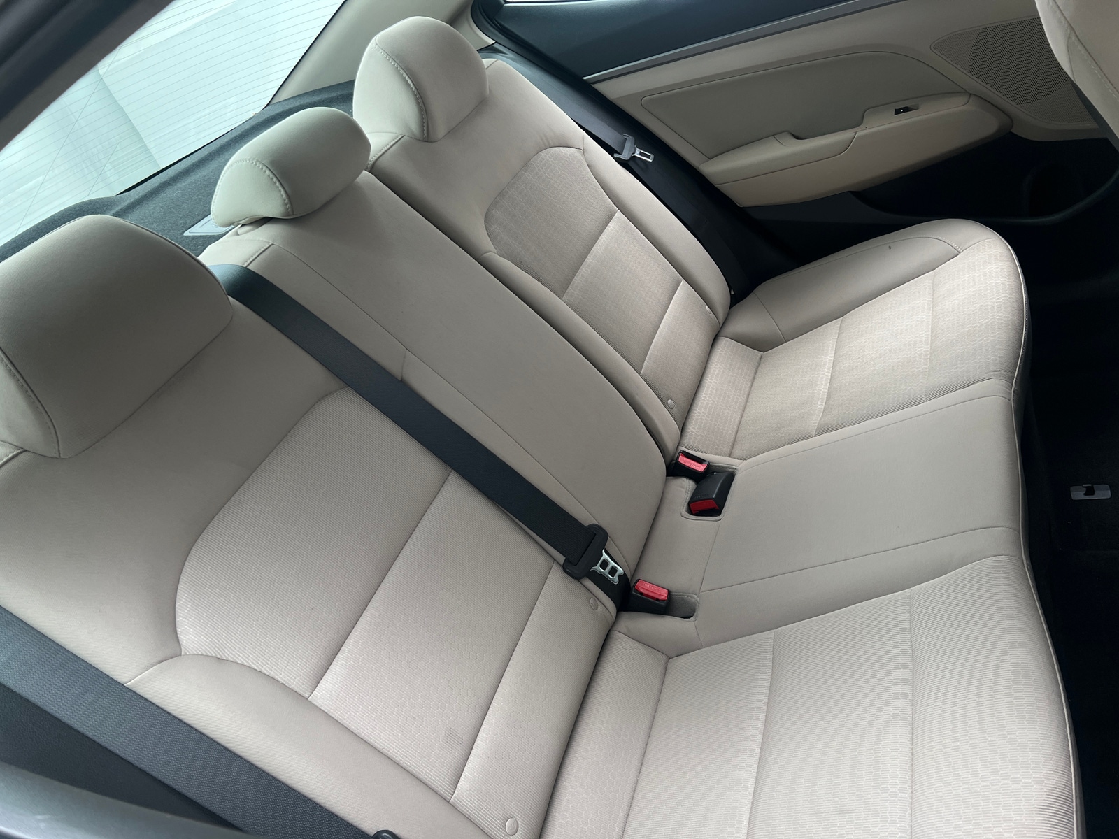 Thumbnail: 2017 Hyundai Elantra - 6
