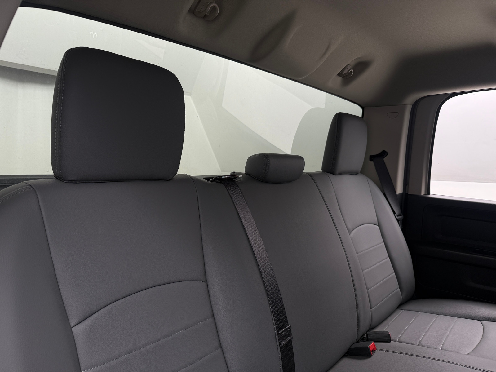 Thumbnail: 2020 RAM 1500 Classic - 6