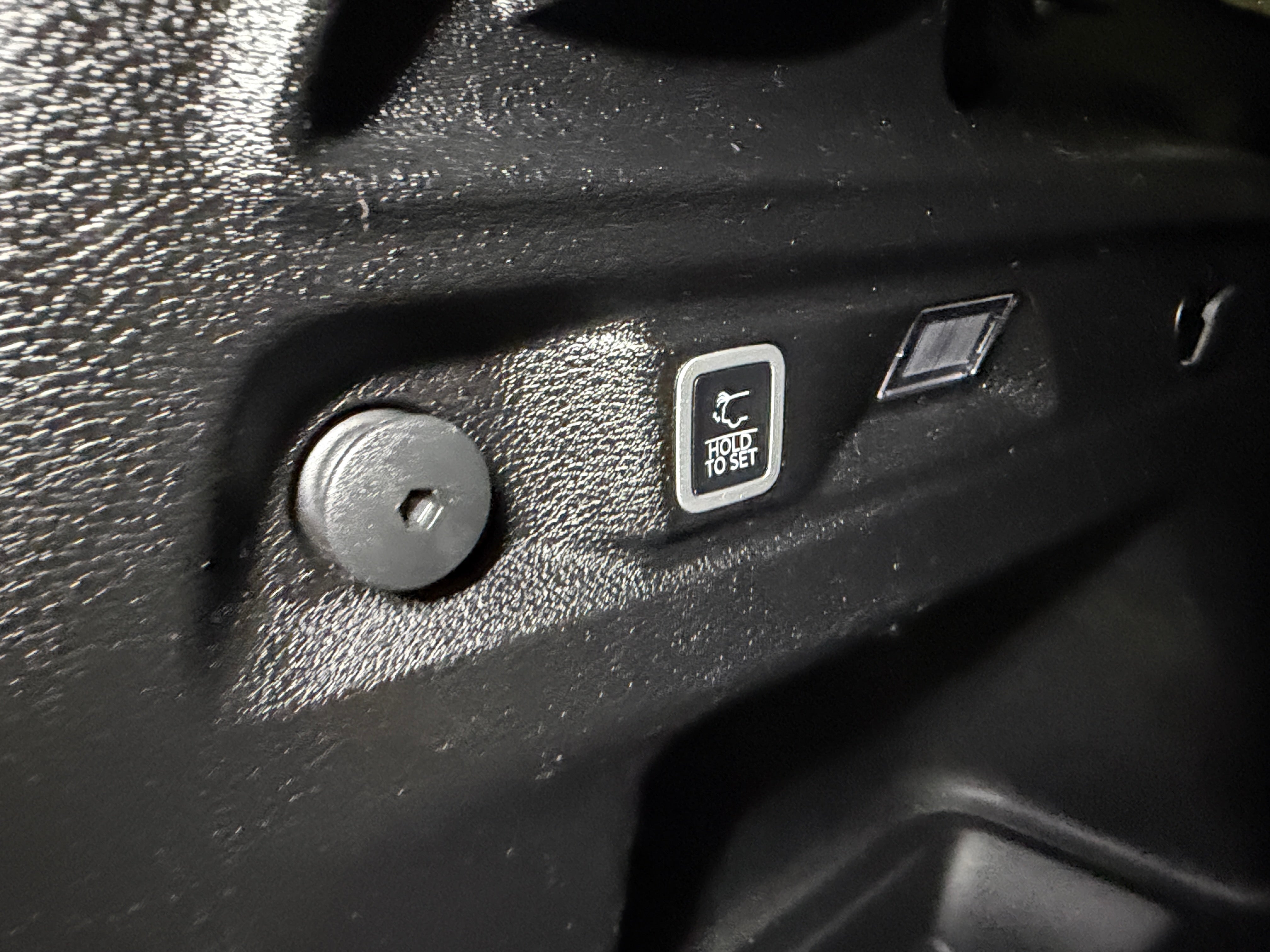 1C4RJKAG8M8151557