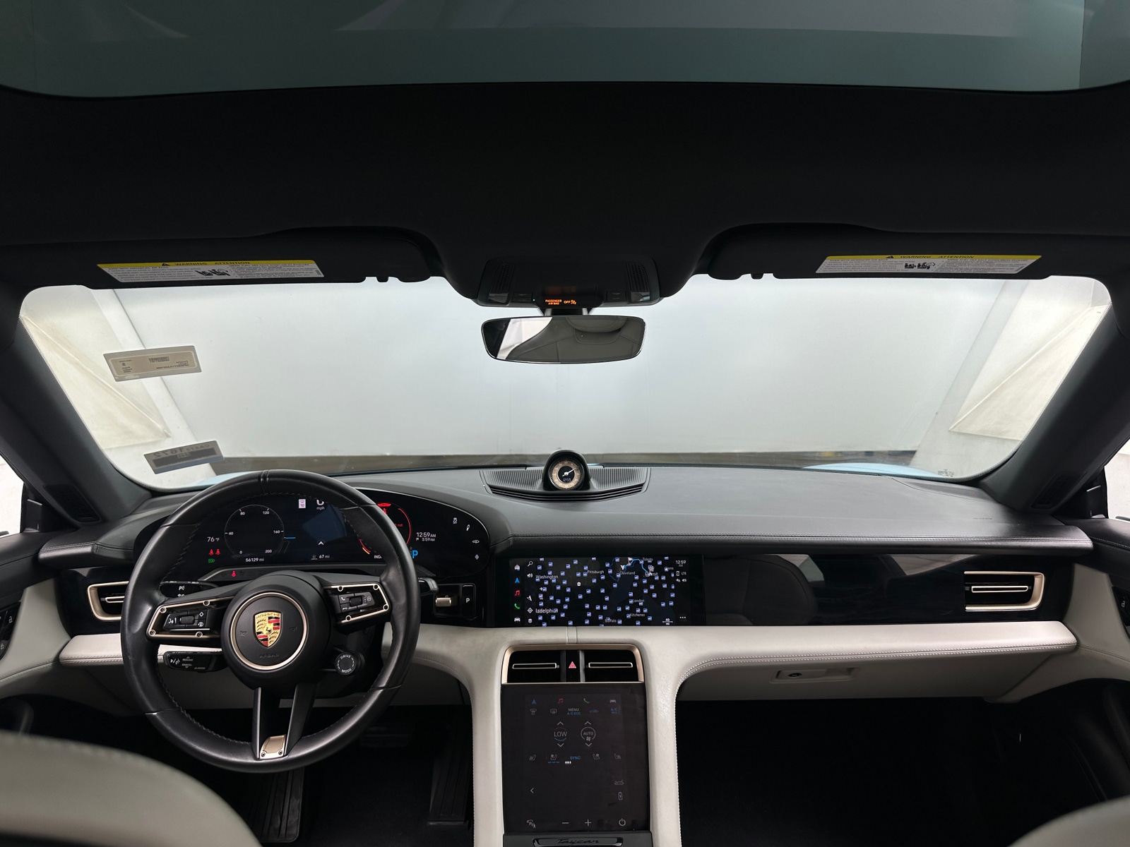 Thumbnail: 2020 Porsche Taycan - 3