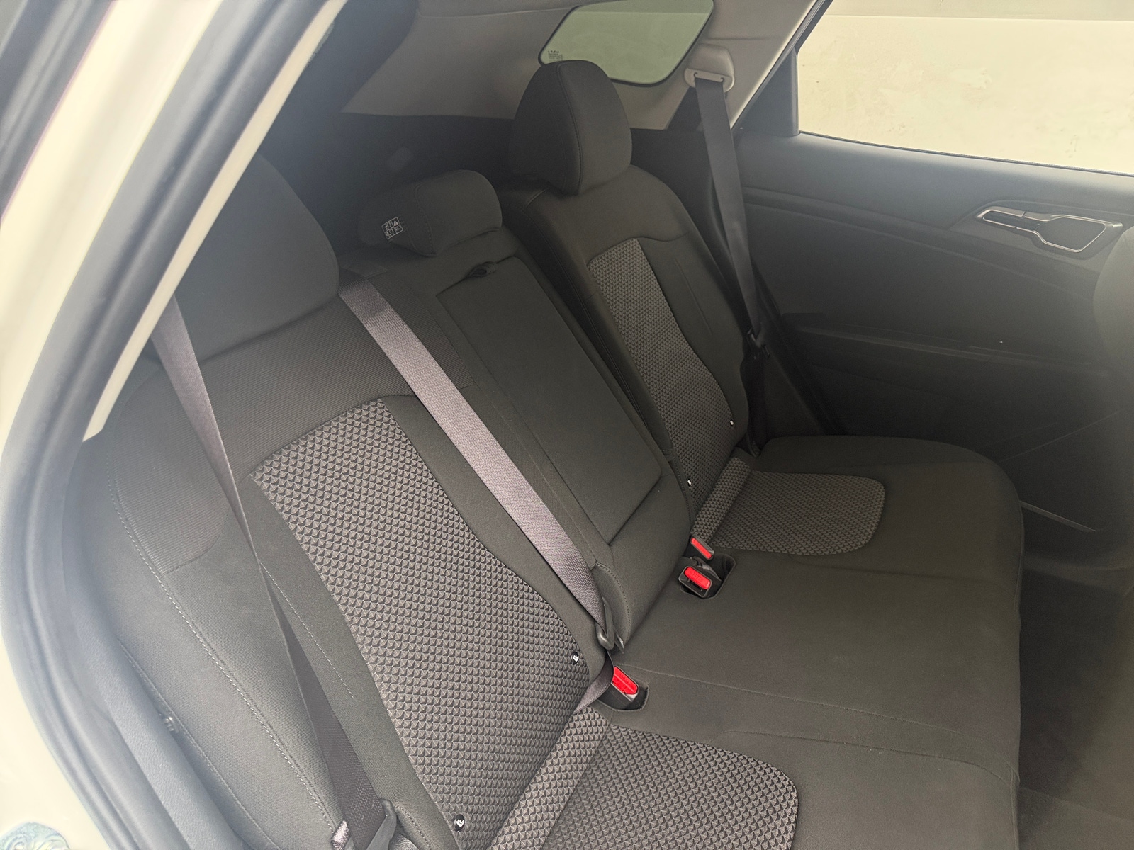 Thumbnail: 2026 Kia Sportage - 6