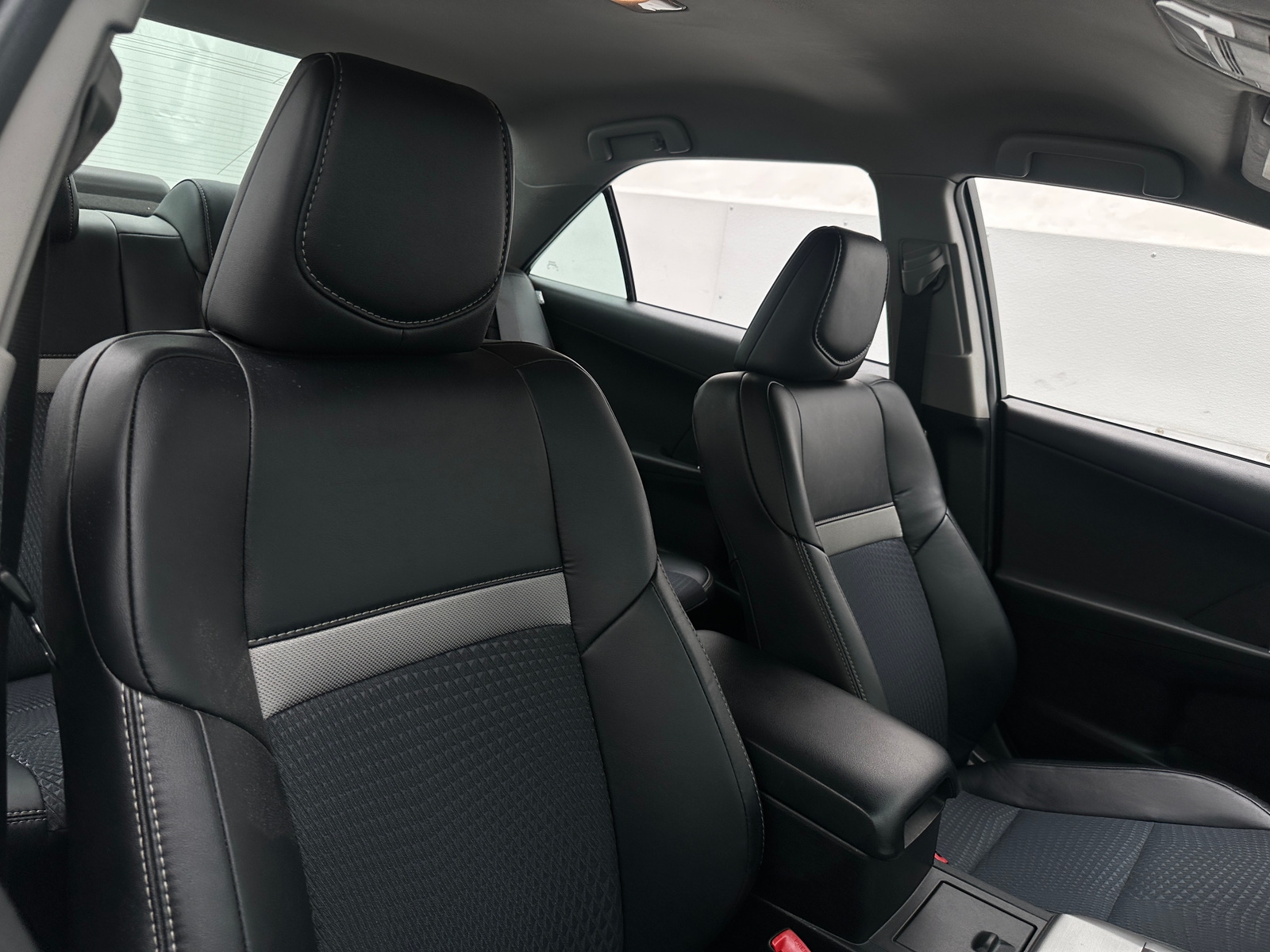 Thumbnail: 2012 Toyota Camry - 2