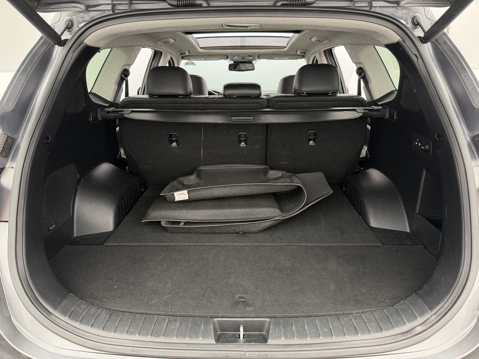Thumbnail: 2019 Hyundai Santa Fe - 6